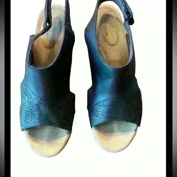 Clarks Ultimate Comfort Collection Wedge Sandals Size 9M  Black Leather - Picture 2 of 6